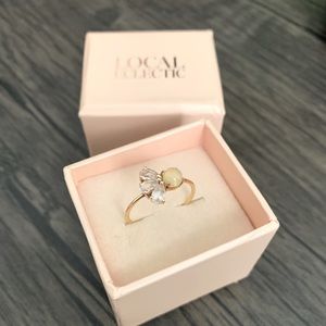 💍Beautiful, dainty morganite and opal ring 💍